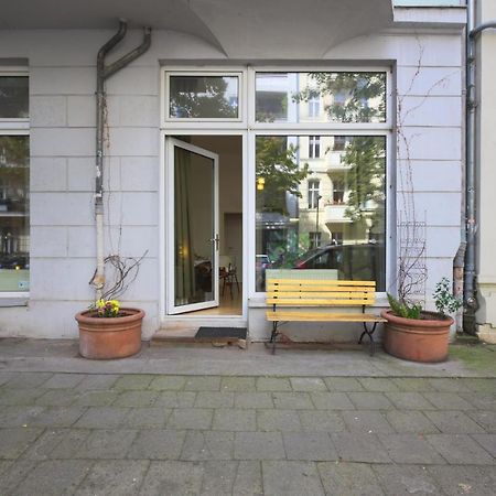 Altbauwohnung Mit 3 Baedern Berlin Extérieur photo