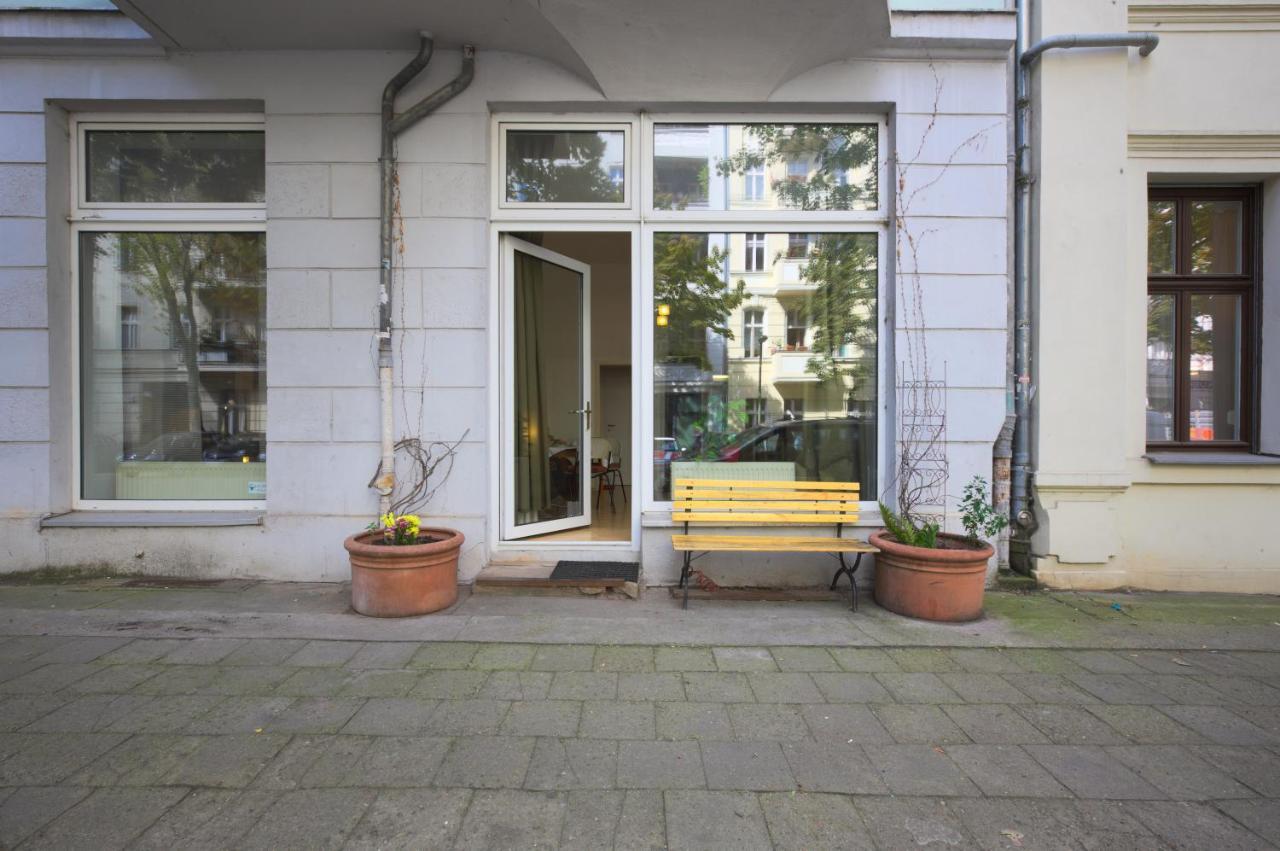 Altbauwohnung Mit 3 Baedern Berlin Extérieur photo